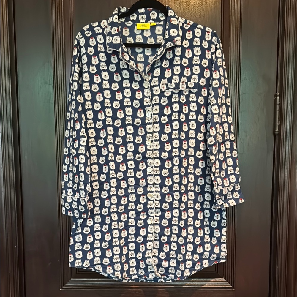 Roller Rabbit "Bearry Holidays" Night Shirt, Size S